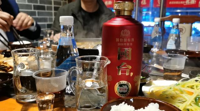 9成职场人厌恶酒局，为何酒文化依然盛行？背后这3点原因很现实